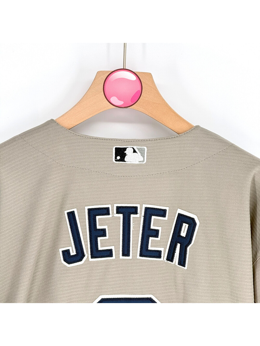 Vintage Derek Jeter #2 New York Yankees Majestic Sewn Jersey Mens Small - Picture 9 of 10